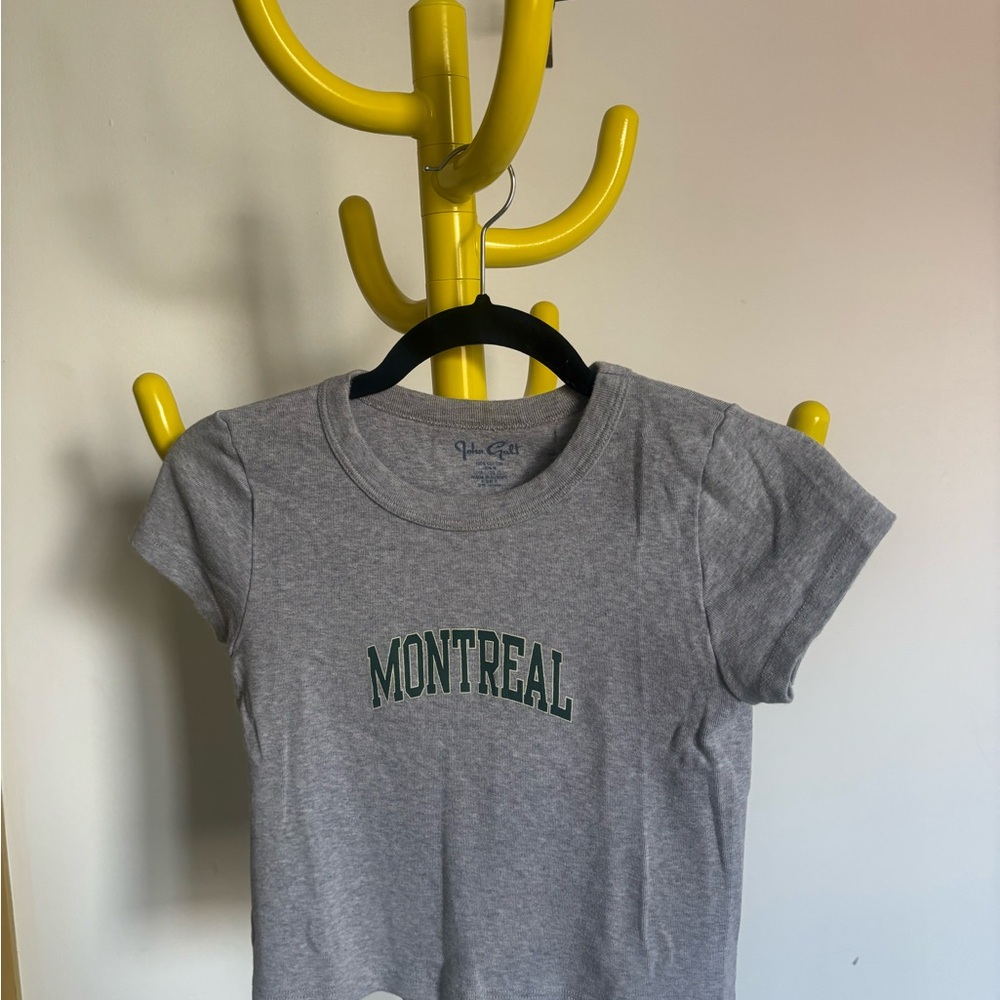 Brandy Melville Gray 'Montreal' Kids Tee